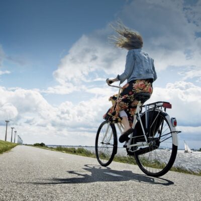 De fiets als me-time: dit doet een half uur trappen door de wind